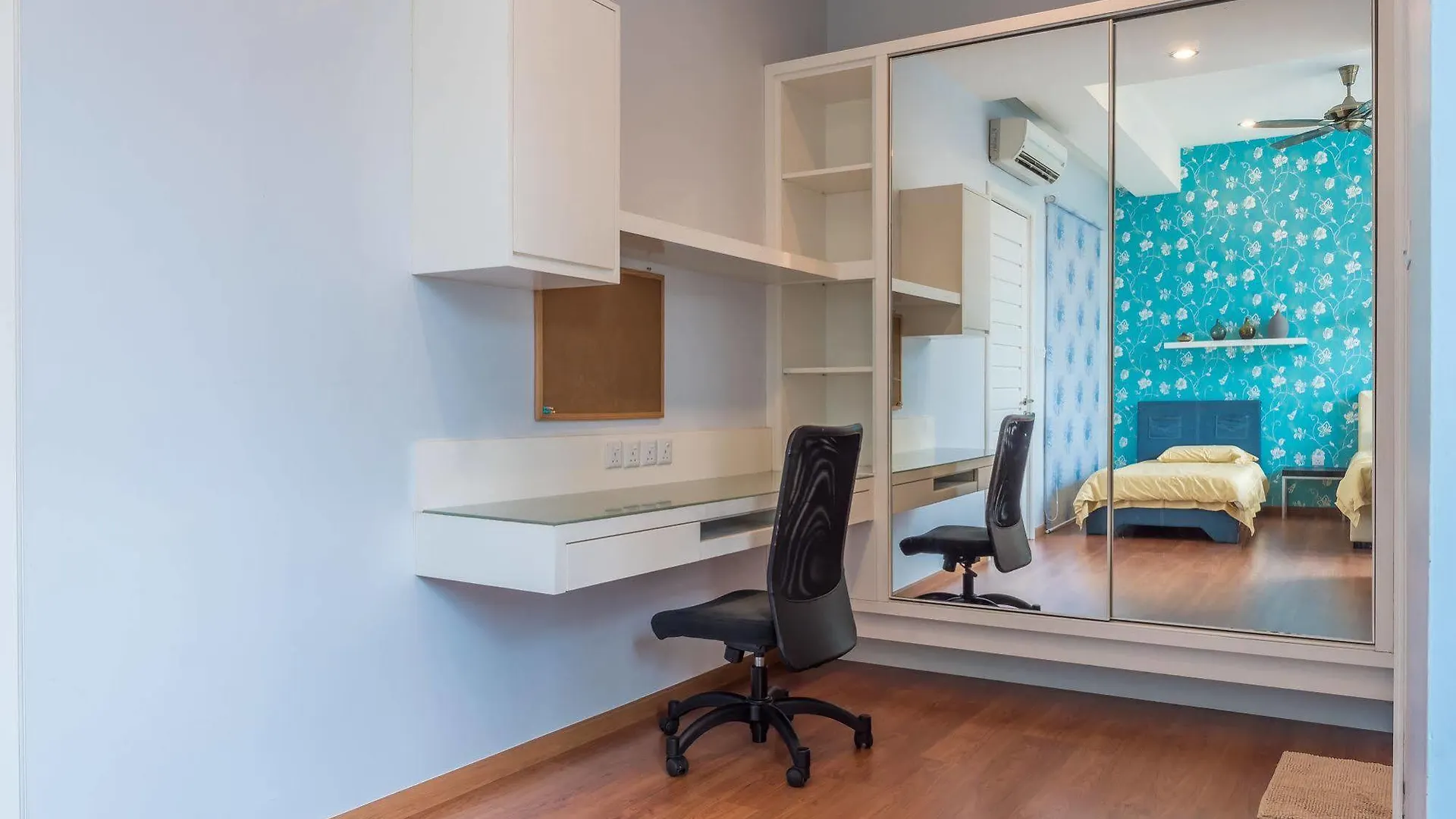 H Residence George Town 0*,  Malesia