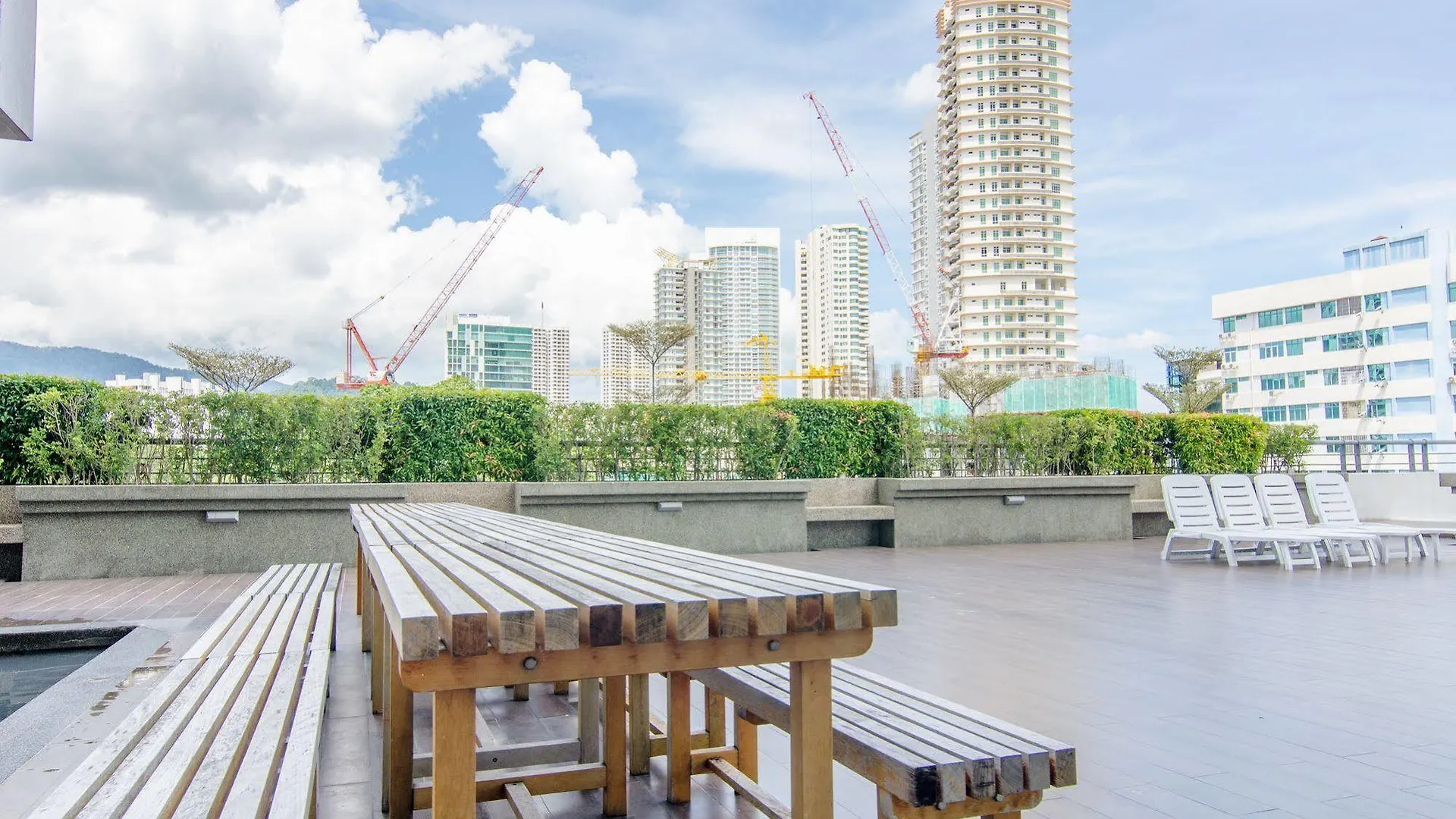 H Residence George Town